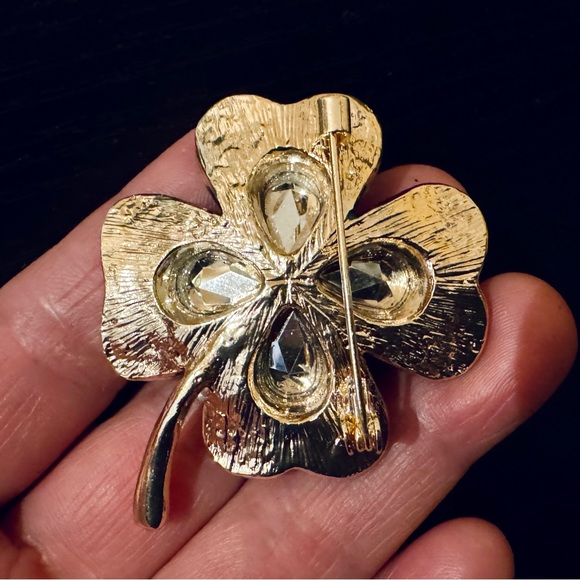 Four leaf clover brooch Shamrock Pin - Picture 5 of 6